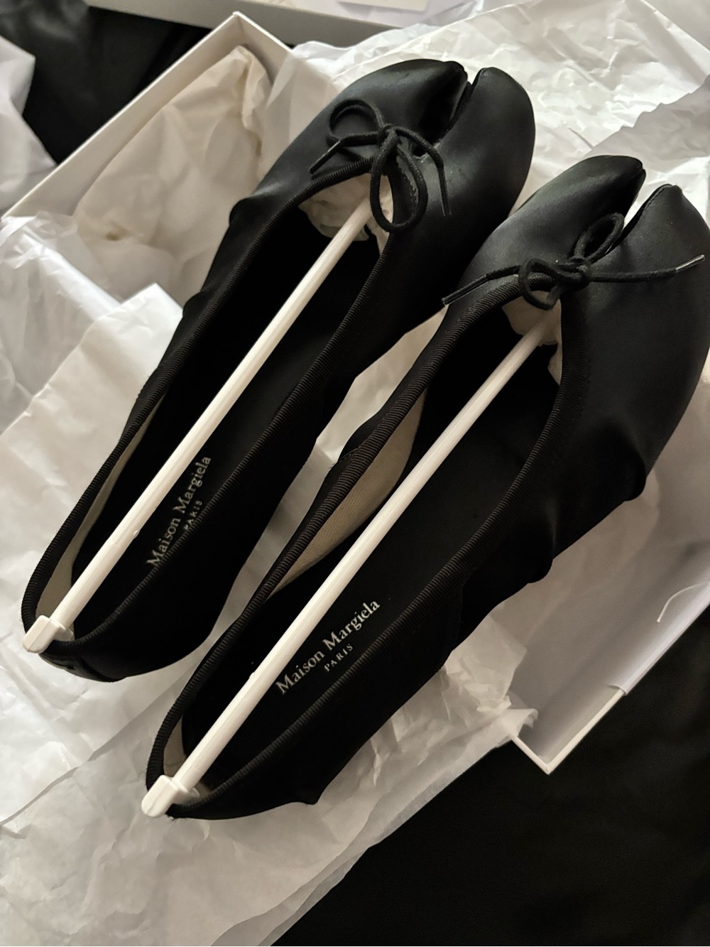 Maison Martin Margiela Black Satin Tabi Split-Toe Ballet Flats